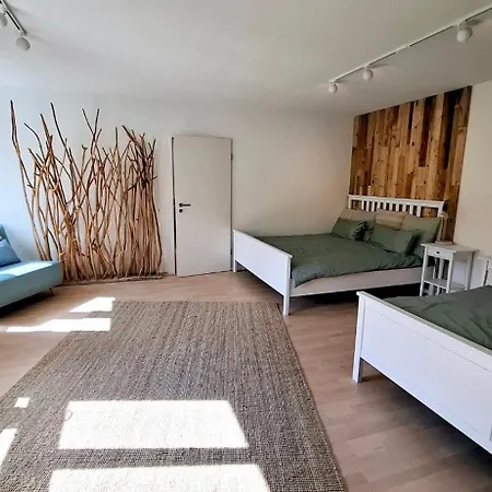 Wunderschoene Und Zentrumsnahe 75 Qm Apartment *