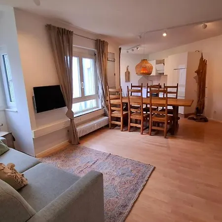 Wunderschoene Und Zentrumsnahe 75 Qm Apartment *
