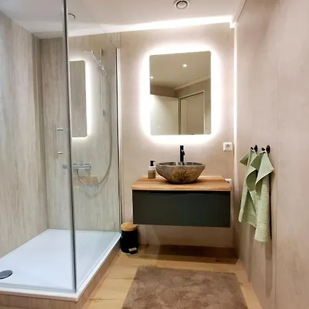 Apartment Wunderschoene Und Zentrumsnahe 75 Qm